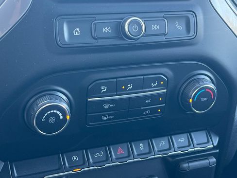 Used 2021 Chevrolet Silverado 1500 Custom RWD image 16