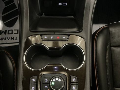 Used 2023 GMC Acadia AT4 w/ Technology Package image 21