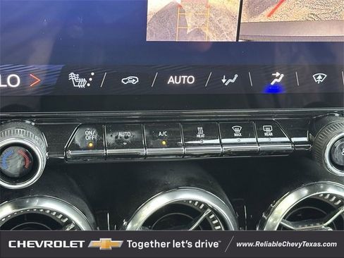 New 2025 Chevrolet Blazer EV LT image 17