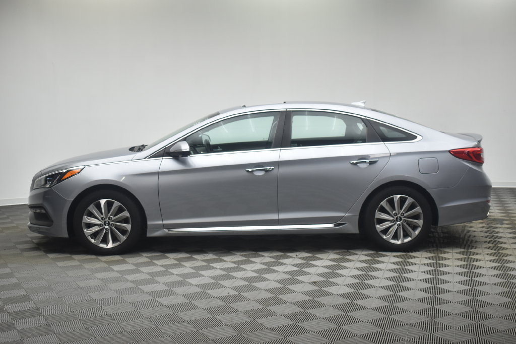 Used 2017 Hyundai Sonata Sport w/ Value Edition Package 02 FWD image 9