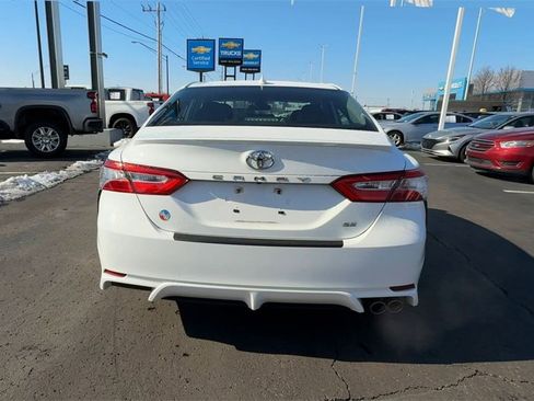 Used 2020 Toyota Camry SE image 7