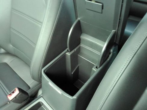 Used 2022 Volkswagen Passat 2.0T SE image 47