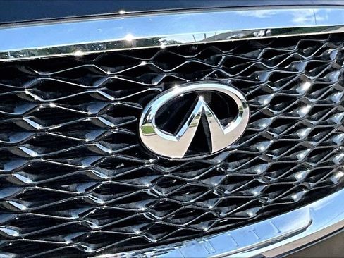 Certified 2023 INFINITI QX60 Luxe w/ Cargo Package AWD/4WD image 11