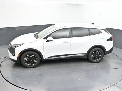 Used 2026 Kia Sportage LX FWD image 38