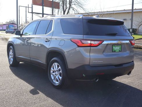 Used 2018 Chevrolet Traverse LT image 4