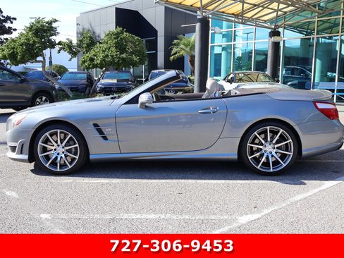 Used 2013 Mercedes-Benz SL 63 AMG image 7