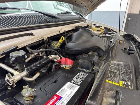 Used 2012 Ford E-350 and Econoline 350 XLT image 23