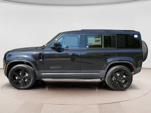 New 2026 Land Rover Defender 110 S AWD/4WD image 2