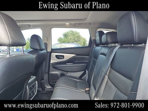 Used 2017 Nissan Murano Platinum w/ Platinum Technology Package FWD image 7