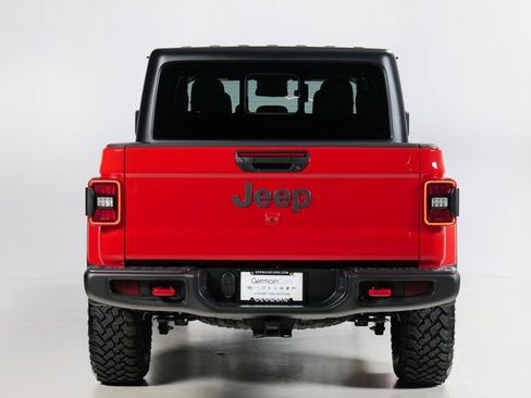 Used 2025 Jeep Gladiator Rubicon w/ Convenience Group image 7