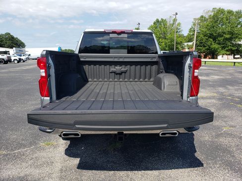 New 2026 Chevrolet Silverado 1500 LTZ w/ LTZ Premium Package AWD/4WD image 9