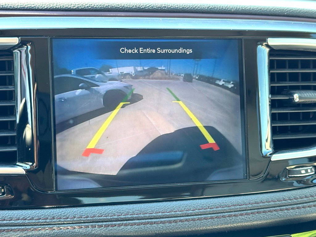 Used 2020 Chrysler Pacifica Limited FWD image 35