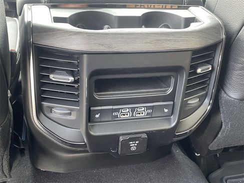 New 2025 RAM 2500 Limited image 23