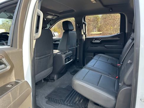 Certified 2022 Chevrolet Silverado 1500 LTZ w/ Z71 Off-Road Package image 47