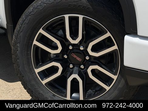 New 2026 GMC Sierra 1500 AT4 w/ AT4 Premium Package AWD/4WD image 9