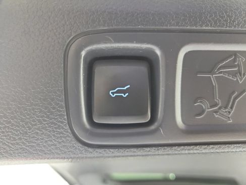 Used 2023 Ford Expedition Max Platinum RWD image 9