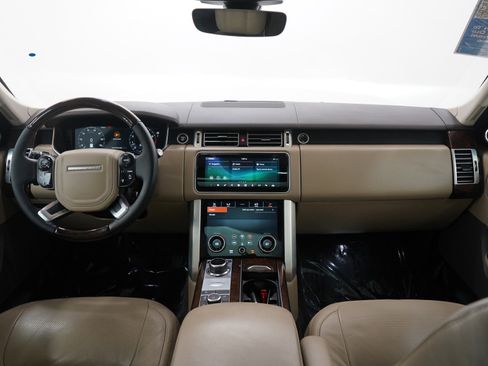 Used 2020 Land Rover Range Rover HSE image 13
