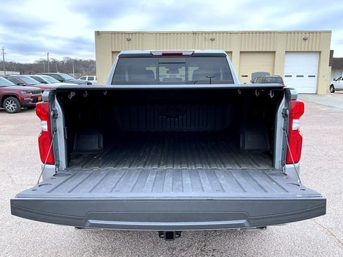 Used 2024 Chevrolet Silverado 1500 LTZ image 9