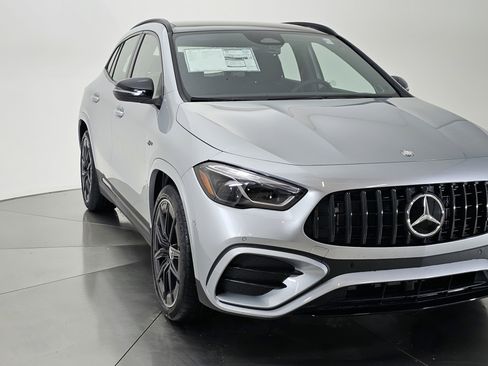 New 2026 Mercedes-Benz GLA 35 AMG 4MATIC image 47