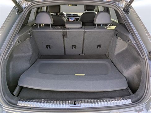 Used 2024 Audi Q3 2.0T Premium image 12