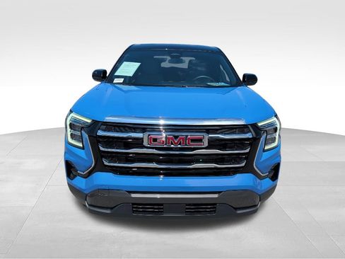 Certified 2025 GMC Terrain Elevation AWD/4WD image 3