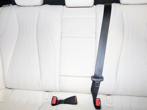 Used 2019 Mercedes-Benz E 300 E 300 image 13