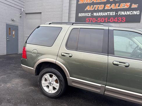 Used 2004 Ford Explorer Eddie Bauer image 9