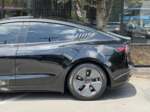 Used 2021 Tesla Model 3 Standard Range Plus RWD image 11