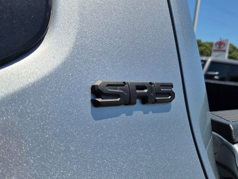 Certified 2024 Toyota Tacoma SR5 AWD/4WD image 6