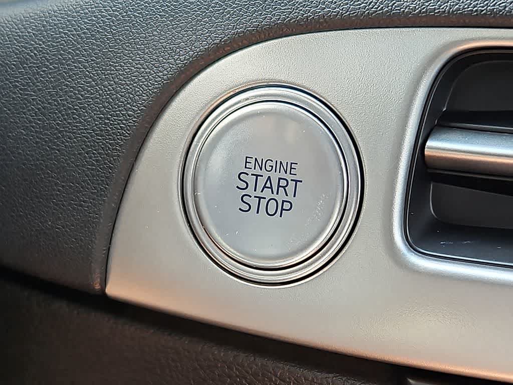 Used 2025 Hyundai Palisade SEL FWD image 23