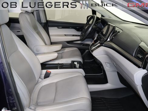 Used 2023 Honda Odyssey Touring image 18