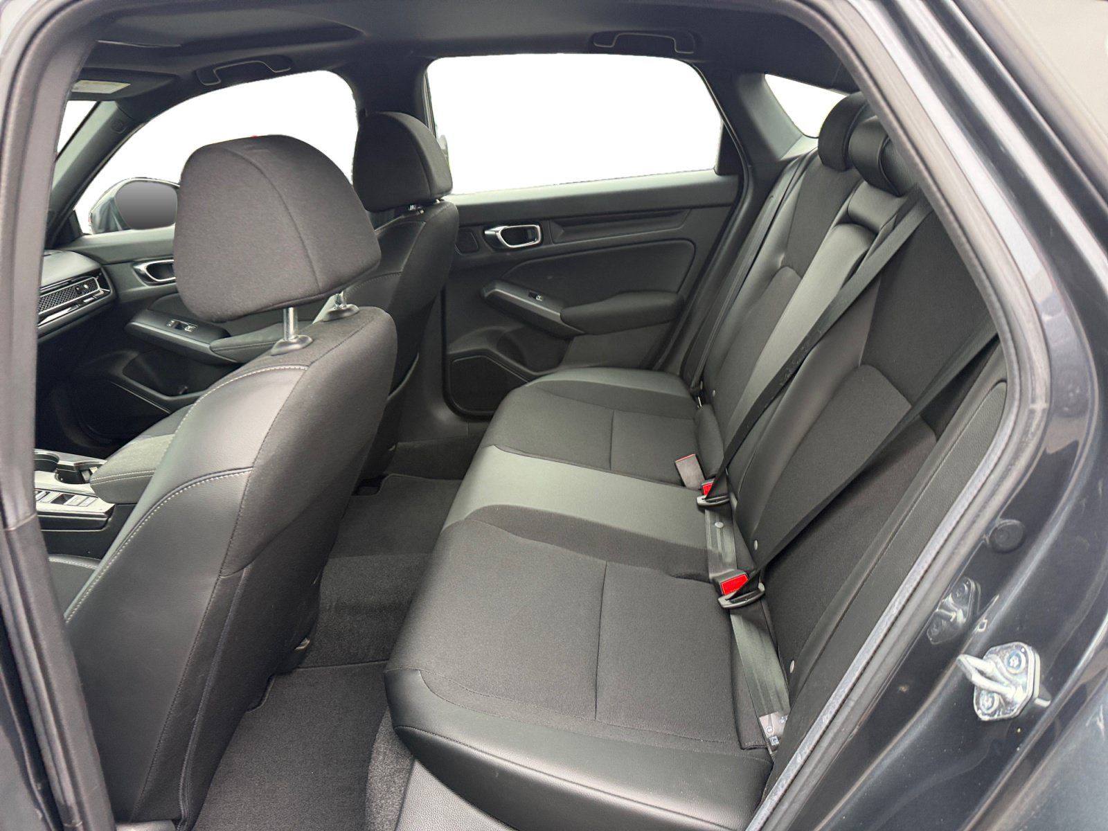 Used 2025 Honda Civic Sport image 16
