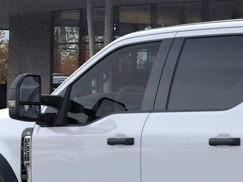 New 2026 Ford F550 4x4 Crew Cab image 20
