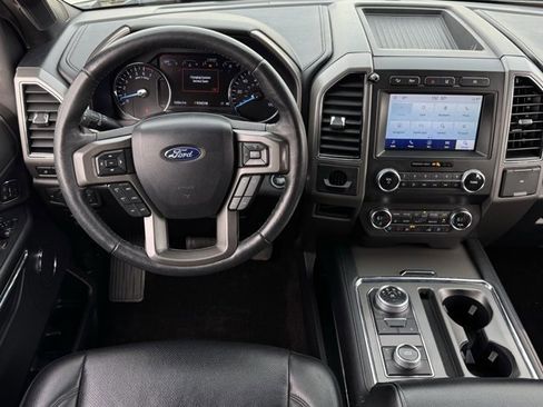 Used 2020 Ford Expedition XLT w/ Equipment Group 202A image 10