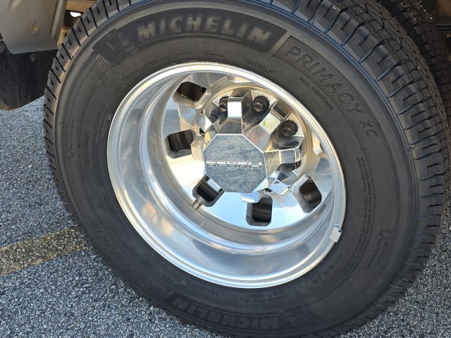 Used 2024 GMC Sierra 3500 Denali w/ Denali Reserve Package AWD/4WD image 12
