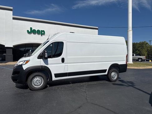 New 2026 RAM ProMaster 2500 image 4