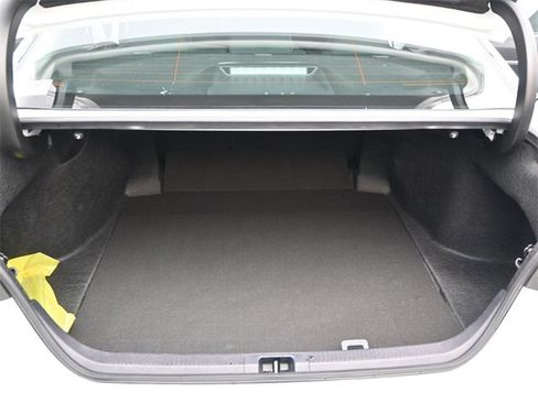 Used 2024 Toyota Camry LE image 15