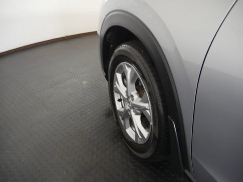 Used 2024 Honda HR-V LX image 17