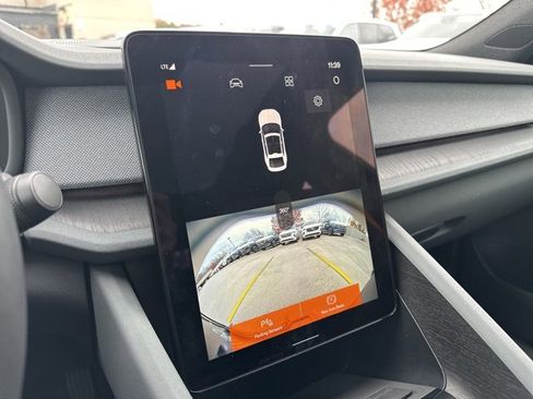 Used 2023 Polestar Polestar 2 w/ Pilot Pack image 21