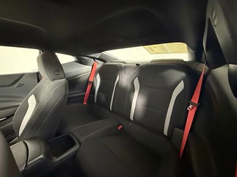 Used 2022 Chevrolet Camaro SS RWD image 16