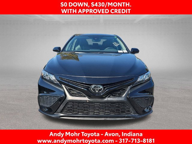 Used 2023 Toyota Camry SE FWD image 3