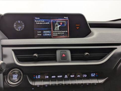 Used 2020 Lexus UX 200 w/ Accessory Package FWD image 27