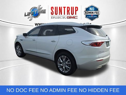 Used 2023 Buick Enclave Premium w/ Experience Buick Package FWD image 3
