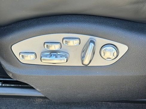 Used 2022 Porsche Macan image 22