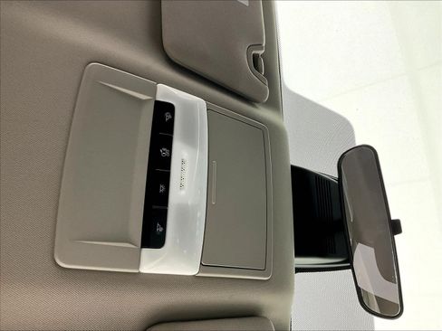 Used 2024 Nissan Altima 2.5 S FWD image 33