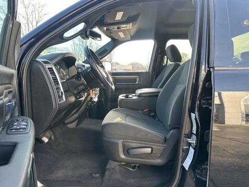 Used 2022 RAM 1500 Classic Warlock image 8