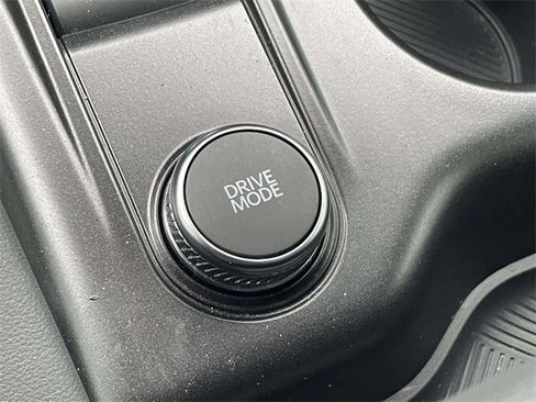 Certified 2025 Ford Explorer Active image 30