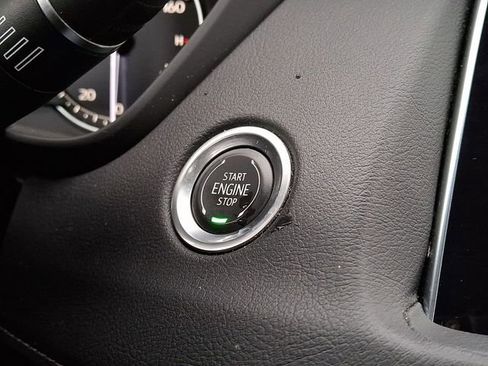 Used 2021 Cadillac XT4 Luxury w/ Cold Weather Package image 27