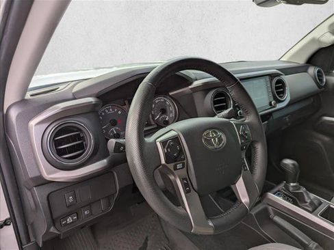 Used 2023 Toyota Tacoma SR5 w/ Technology Package image 9
