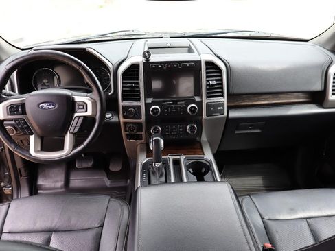 Used 2020 Ford F150 Lariat w/ Equipment Group 502A Luxury AWD/4WD image 12